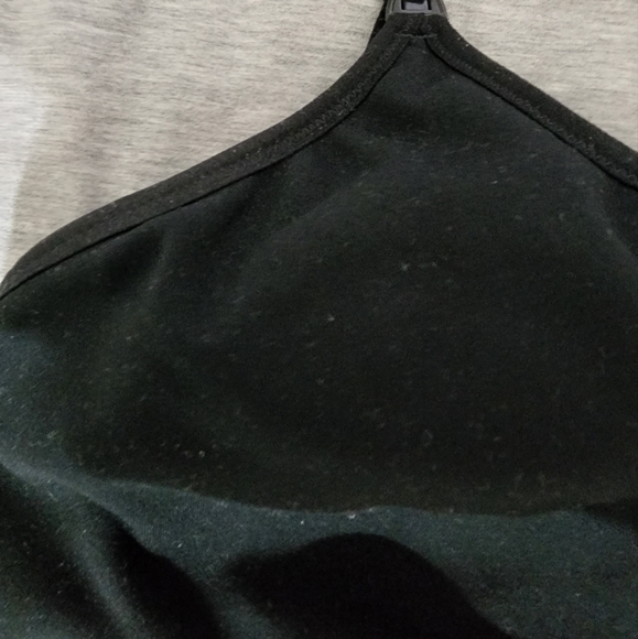 GapFit Maternity/Nursing low impact racerback sports bra - Picture 3 of 4